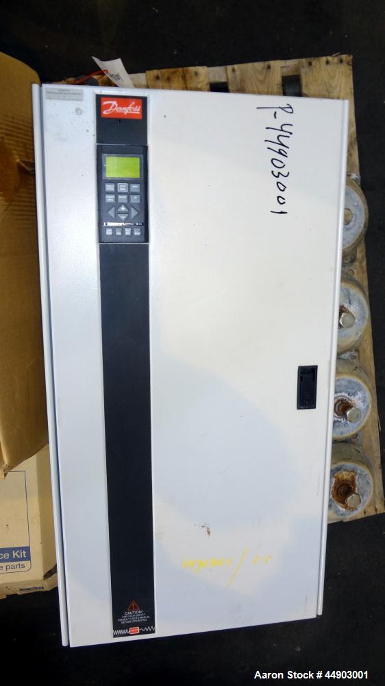 Used Alfa Laval Aldec 556 Solid Bowl Decanter Centrifuge.(PARTS MACHINE) 2205 Stainless steel (product contact areas). Maximum bowl speed 3650 rpm, 152mm single lead conveyor with hardfacing, diamete...