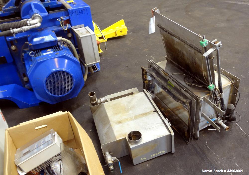 Used Alfa Laval Aldec 556 Solid Bowl Decanter Centrifuge.(PARTS MACHINE) 2205 Stainless steel (product contact areas). Maximum bowl speed 3650 rpm, 152mm single lead conveyor with hardfacing, diamete...