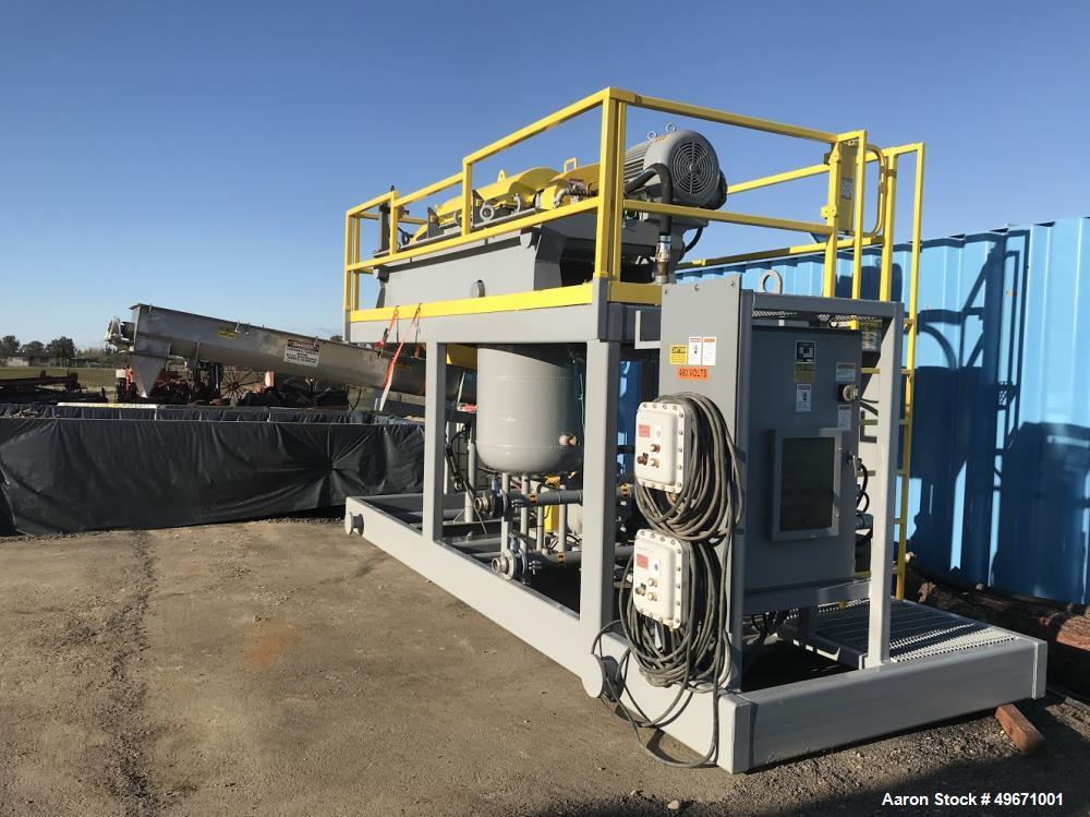 Unused- United Dewatering Skid. 304L Stainless Steel. Consisting of: United SS1000 18.5 x 50 decanter centrifuge. Max bowl speed 3200 RPM, 2617 G's, rated at 1000 LPM. Hard faced conveyor, 60hp XP mo...