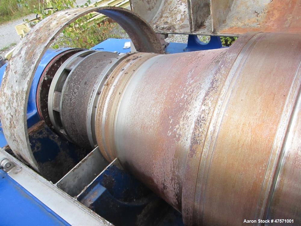 Used Alfa Laval Aldec 556 Solid Bowl Decanter Centrifuge.(PARTS MACHINE) 2205 Stainless steel (product contact areas). Maximum bowl speed 3650 rpm, 152mm single lead conveyor with hardfacing, diamete...