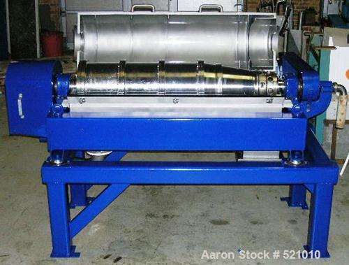 USED: Alfa Laval decanter, type NX418S-31G. Material of constructionis stainless steel on product contact parts. Single row of cakedischarge ports. Max bowl speed 4000 rpm by a 55.5 hp/37kw-8.25 hp/5...