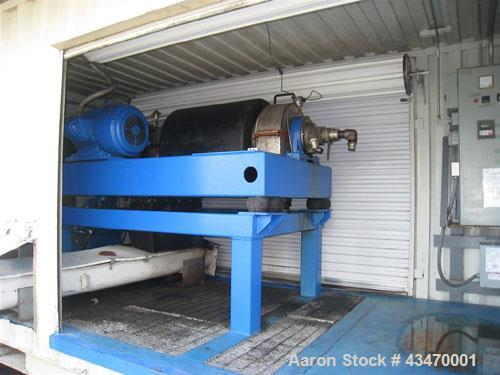 Used Bird Decanter Centrifuge, Model 2550, 3 phase decanter, 316 stainless steel bowl. Bowl diameter 420/217. Differential speed of scroll variable to 27 1/min. Weir disc plate setting 255 mm diamete...