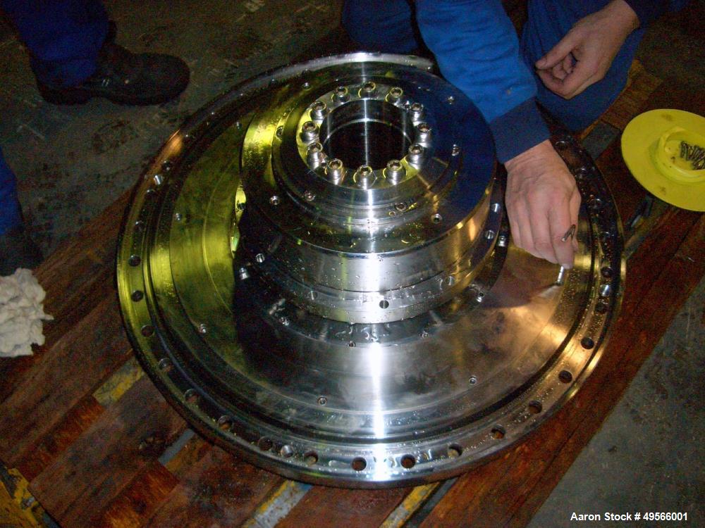 Used Flottweg Z6E-4/444 Tricanter Solid Bowl Decanter Centrifuge. Max bowl speed 3200 rpm, three phase separation (liquid/liquid/solids separation), conveyor, base, casing, feed pipe, grease lubricat...
