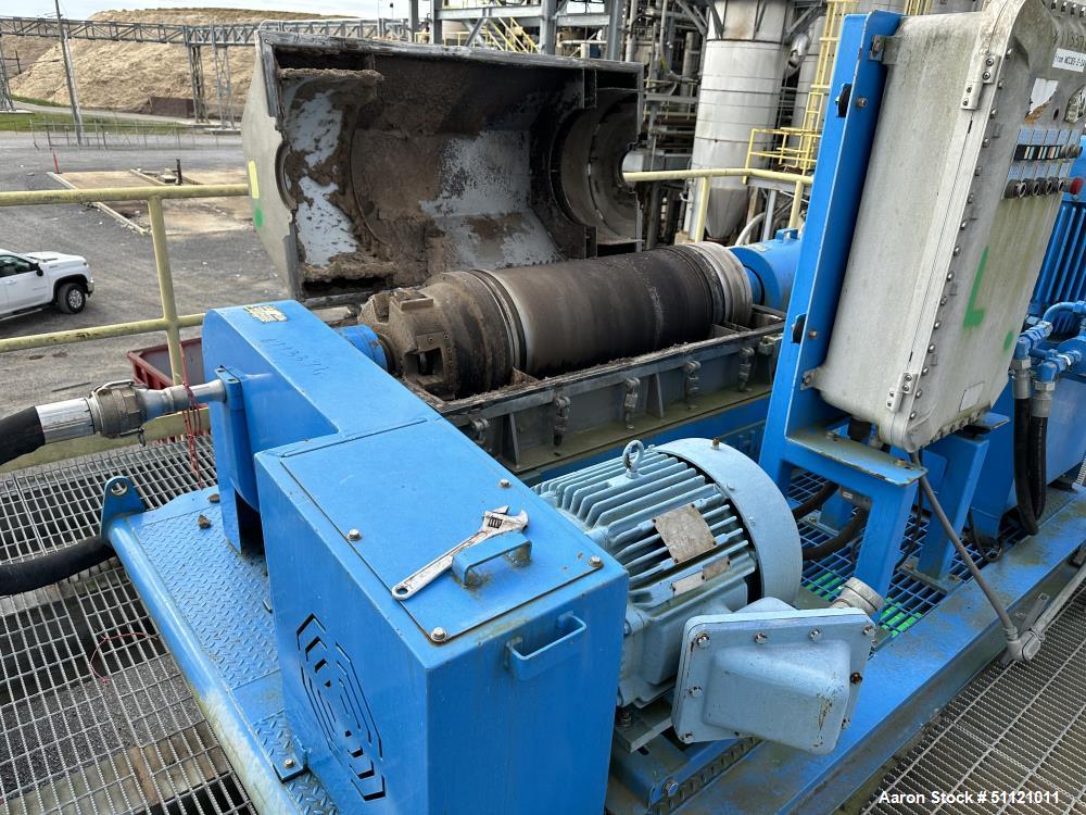 Used Hutchinson Hayes High-G Centrifuge, Model 5500 | 3700 RPM | 275°F Max Temp | Control Panel | Carbon Steel Frame Mount | Serial# 995500-220