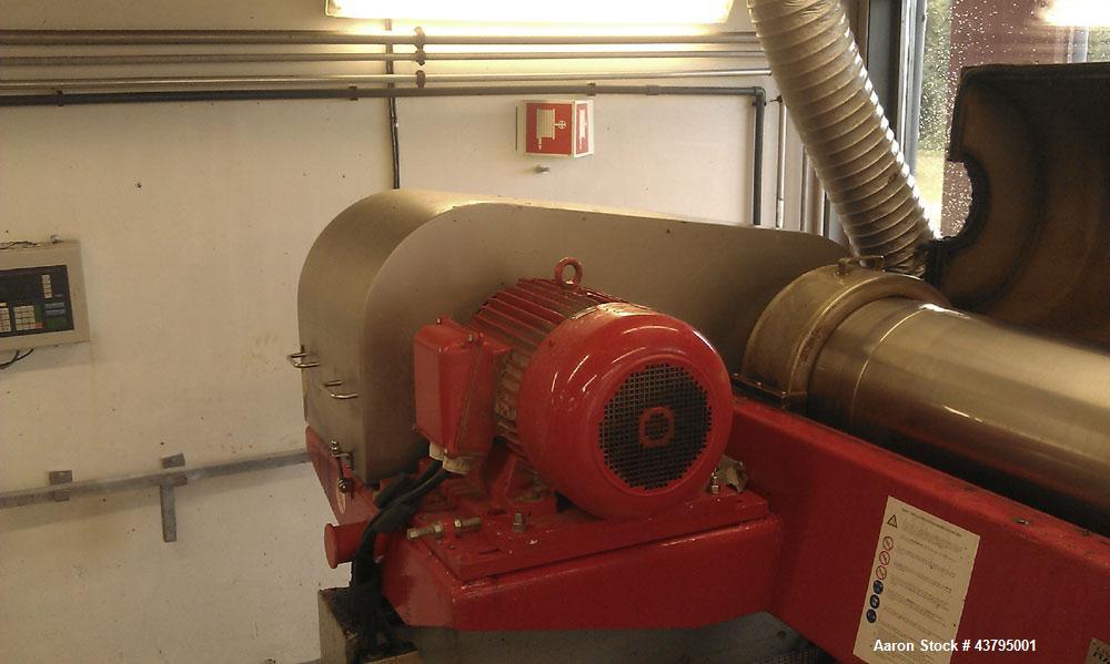 Used Hysep MD 44 C2 Sludge Dewatering Decanter, 3600 rpm bowl speed, capacity 308.6 lbs (140 kg) dry solids per hour, 220/380 volt, 34.5/20 amp, 13.3 hp/10 kW, 50 hz, 1430 rpm, with manual.