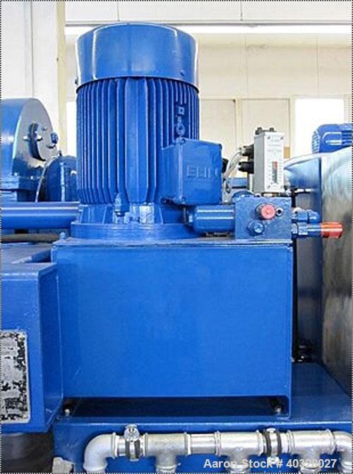 Used KHD Humboldt S2-1 Solid Bowl Decanter Centrifuge. Carbon steel construction (product contact areas). Max bowl speed 2650 rpm, bowl diameter 17.55" (450 mm). Sincle lead conveyor with hardfacing,...