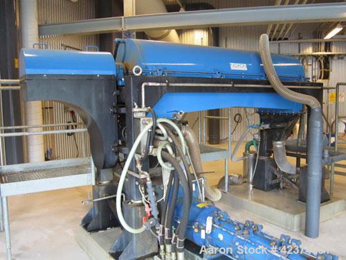 Used Noxon DC-20 Solid Bowl Decanter Centrifuge. High strength steel with Wolfram carbide coating, 24.7 hp/18.5 kW screw motor and 29.3 hp/22 kw drum motor. Capacity 528-6606 gallons/h (2-25 m3/h), m...