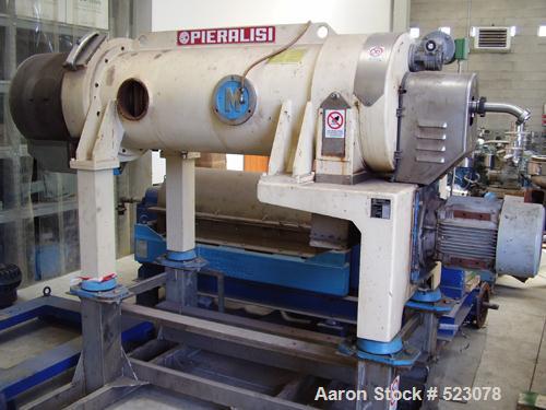 USED: Pieralisi decanter, type FP600-2R2. Material of construction isstainless steel on product contact parts. 13.8" diameter (353mm) diameter bowl. Max bowl speed 4000 rpm by a 22.5hp/15kw-380 volt/...