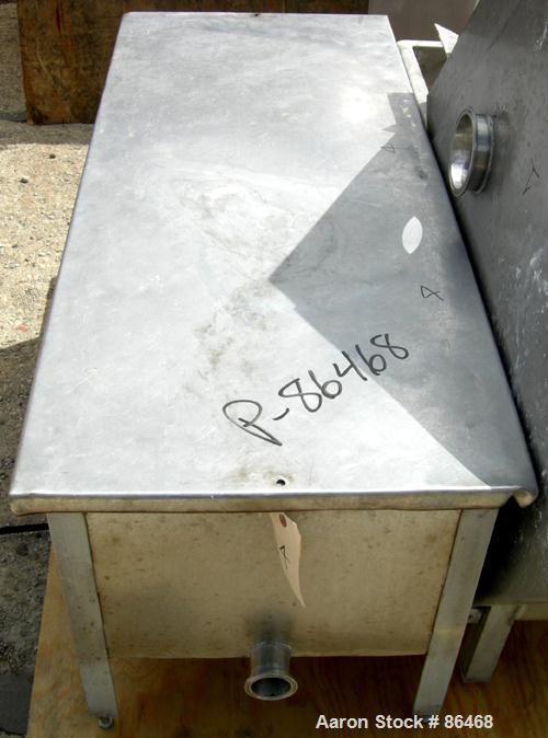 USED: Westfalia MSB200-01-076 desludger disc centrifuge. 316 stainless steel construction on product contact areas. Max bowl speed 4700 rpm, separator design, light phase and heavy phase centripetal ...