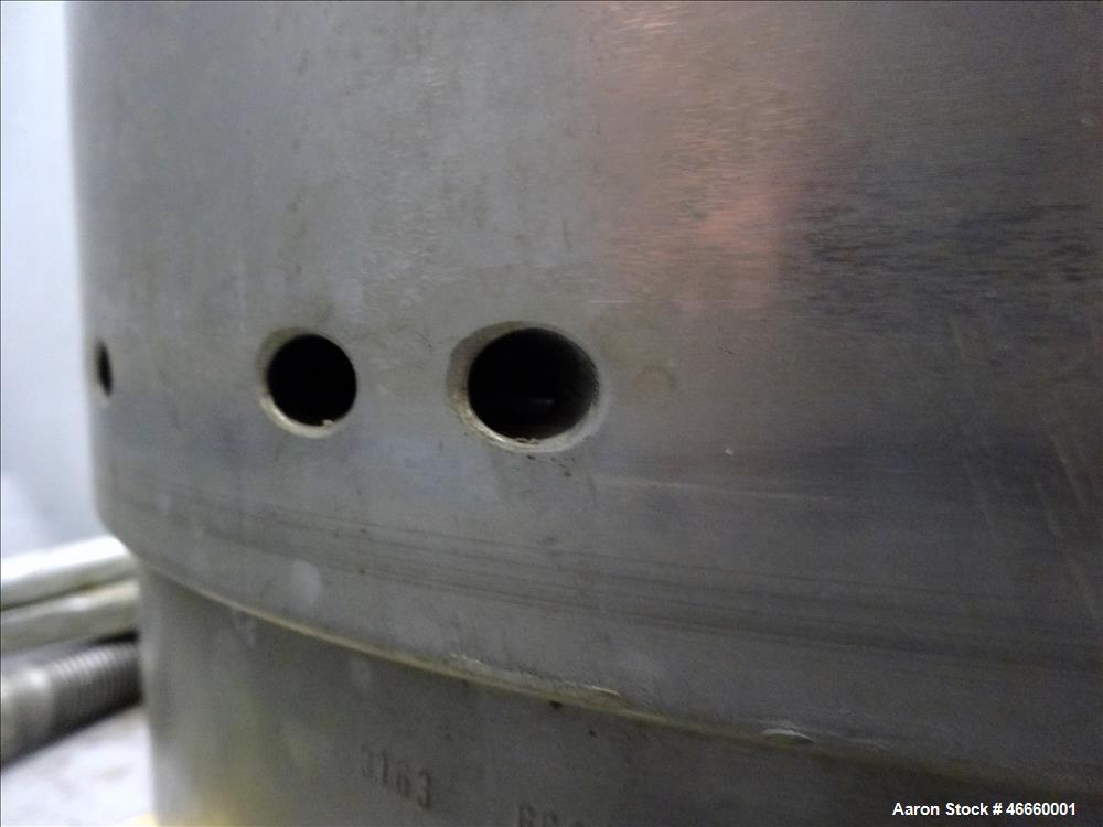 Used Westfalia SA-20-03-076 Desludger Disc Centrifuge. 316/329 Stainless steel construction on product contact areas, separator design (liquids/liquids/solids), heavyphase centripetal pump liquid dis...