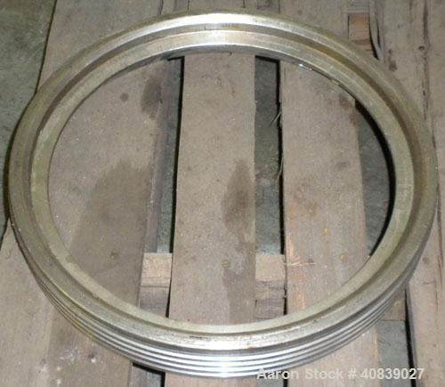 Used Westfalia SA-20-47-576 Desludger Disc Centrifuge. 316 stainless steel construction (product contact areas), max bowl speed 6400 rpm, hydrohermetic design, clarifier design, centripetal pump liqu...