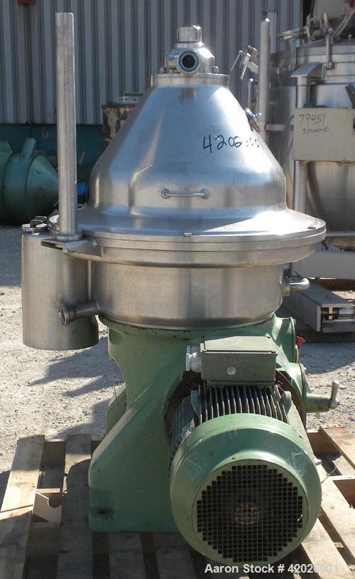 Used Westfalia SA-35-06-076 Desludger Disc Centrifuge. Stainless steel, clarifier design (liquid/solids separation), maximum bowl speed is 6550 rpm, centripetal pump liquid discharge,18.5 kW / 27.75 ...