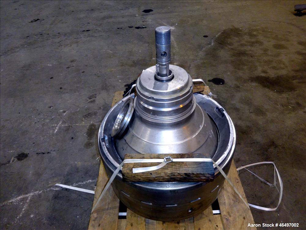 Used Westfalia SA-45-03-076 Disc Centrifuge. 316 Stainless steel construction (product contact areas). Maximum bowl speed 5000 rpm, separator design (Liquid/liquid/solids separation), heavy phase cen...