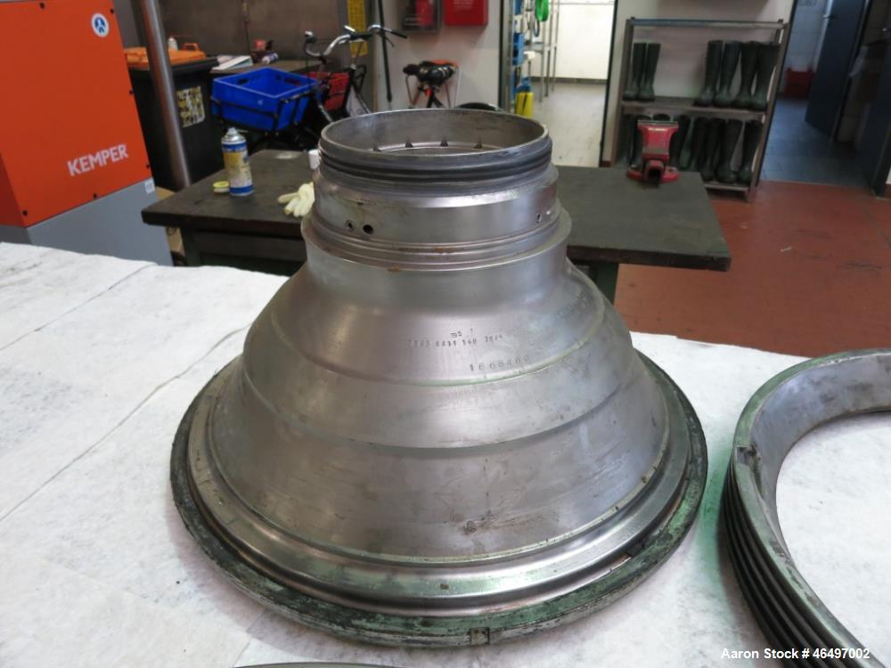 Used Westfalia SA-45-03-076 Disc Centrifuge. 316 Stainless steel construction (product contact areas). Maximum bowl speed 5000 rpm, separator design (Liquid/liquid/solids separation), heavy phase cen...