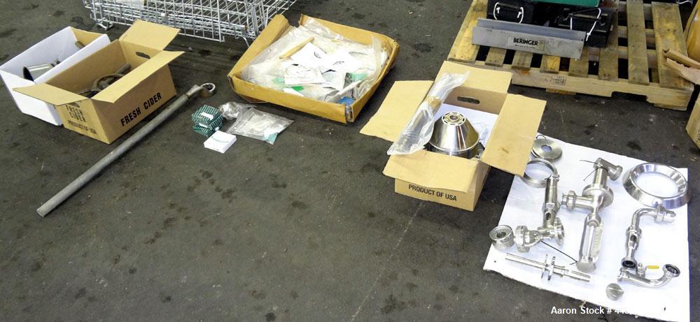 Used Westfalia SA14-06-076 Desludger Disc Centrifuge. 329 Stainless steel construction on product contact areas. Maximum bowl speed 7560 rpm, clarifier design (liquid/solids separation), centripetal ...