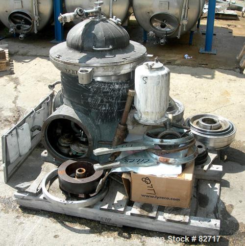 USED: Westfalia SAM-3036 Desludger Disc Centrifuge. 316 stainless steel construction on product contact areas, clarifier design. Max bowl speed 6500 rpm. Direct driven by a 7.5 kw (10 hp), 3/50/380 v...