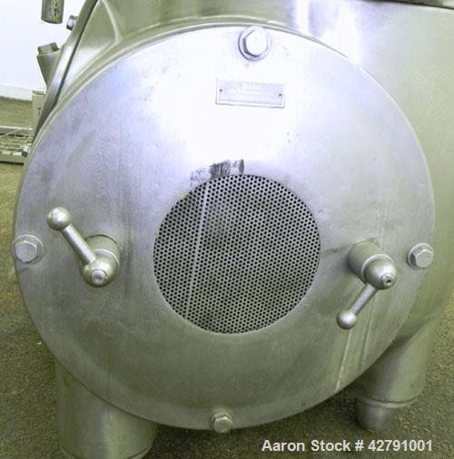 Used Westfalia SAMM 12006 Disc Centrifuge. 421 Stainless steel construction (product contact areas). Maximum bowl speed 4500 rpm, separator design, direct drive, 30 hp/22 kw drive motor (380/3/50). I...