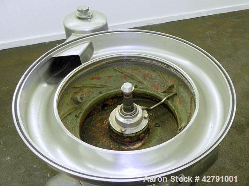 Used Westfalia SAMM 12006 Disc Centrifuge. 421 Stainless steel construction (product contact areas). Maximum bowl speed 4500 rpm, separator design, direct drive, 30 hp/22 kw drive motor (380/3/50). I...