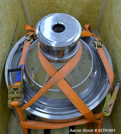 Used Westfalia SAMM 12006 Disc Centrifuge. 421 Stainless steel construction (product contact areas). Maximum bowl speed 4500 rpm, separator design, direct drive, 30 hp/22 kw drive motor (380/3/50). I...