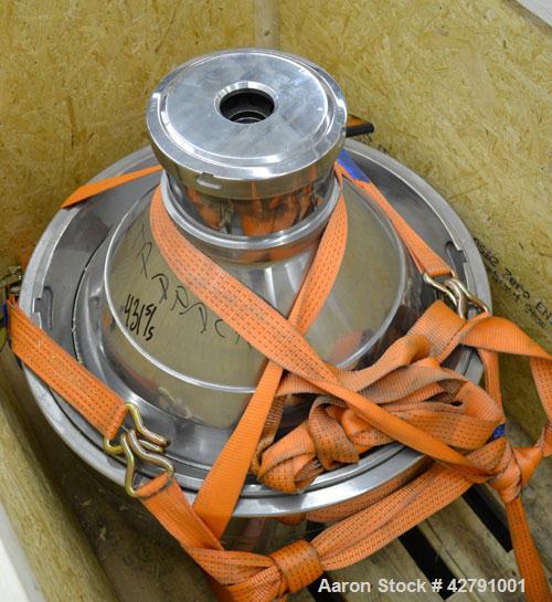Used Westfalia SAMM 12006 Disc Centrifuge. 421 Stainless steel construction (product contact areas). Maximum bowl speed 4500 rpm, separator design, direct drive, 30 hp/22 kw drive motor (380/3/50). I...