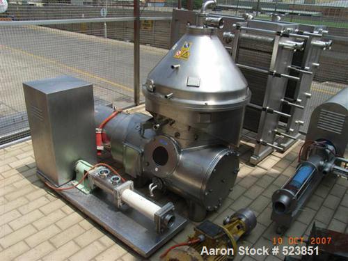 USED: Westfalia KDB-30-02-076 nozzle "Quark" centrifuge, 316 stainlesssteel construction on product contact areas. Light pha...