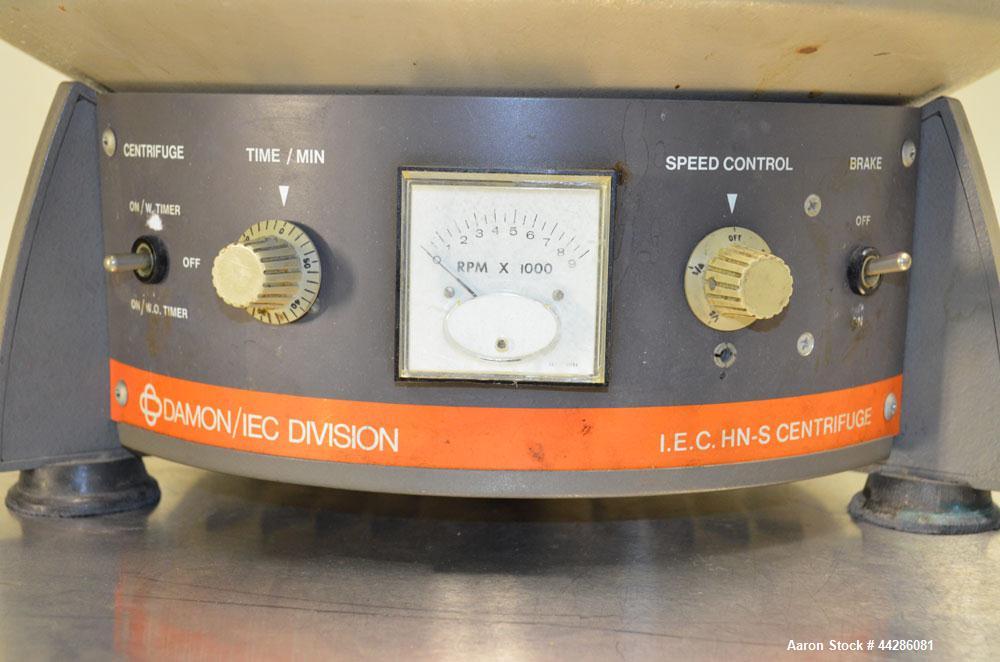 Used IEC International Equipment Company Lab Centrifuge, Model HN-S. Maximum 8450 rpm. Includes speed control, brake, and a model 211 4 position swing out rotor. Driven by a 1/7hp, 1/60/115 volt moto...