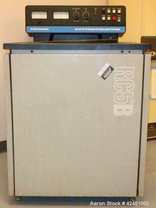 Used Sorvall Refrigerated Superspeed Centrifuge, Model RC-5B. 8 station chamber measures 16" diameter x 13" deep. 30 Amp, 60 Hertz, 208 Volt, 4368 Watts. Manually operated time controls up to 120 min...