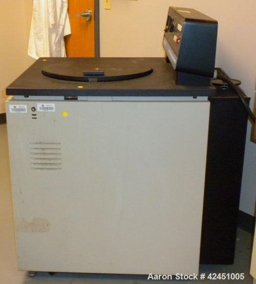 Used Sorvall Refrigerated Superspeed Centrifuge, Model RC-5B. 8 station chamber measures 16" diameter x 13" deep. 30 Amp, 60 Hertz, 208 Volt, 4368 Watts. Manually operated time controls up to 120 min...