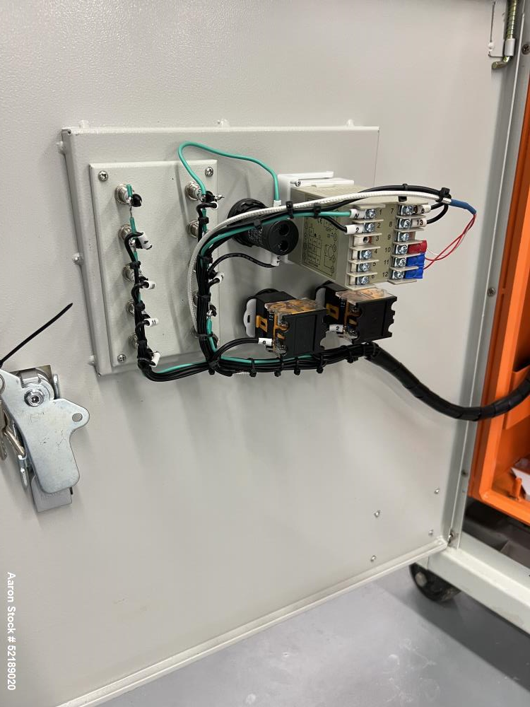 Used HailingKe Air Cooled Water Chiller, Model HL-03BS. Temperature range approximate 5 to 35 degrees C., 3 HP, 3 phase, 50 cycle, 380 volts. Serial# 19294601, built 04/26/2019.