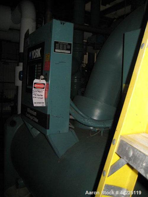 Used York Glycol Chiller, 390 Tons, Model YKCDDDG4-CME. Model YDHA-41-DO compressor. 3 phase, 60 cycle, 460 volt, 150 psig, 800 amp. 1400# charge, R134A refrigerant, 180 psig, built 2001. Serial #SEK...