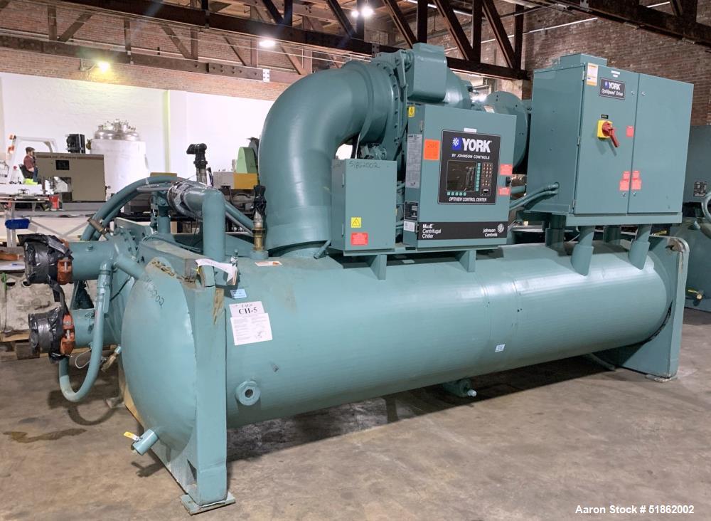 York MaxE 400 Ton Centrifugal Chiller