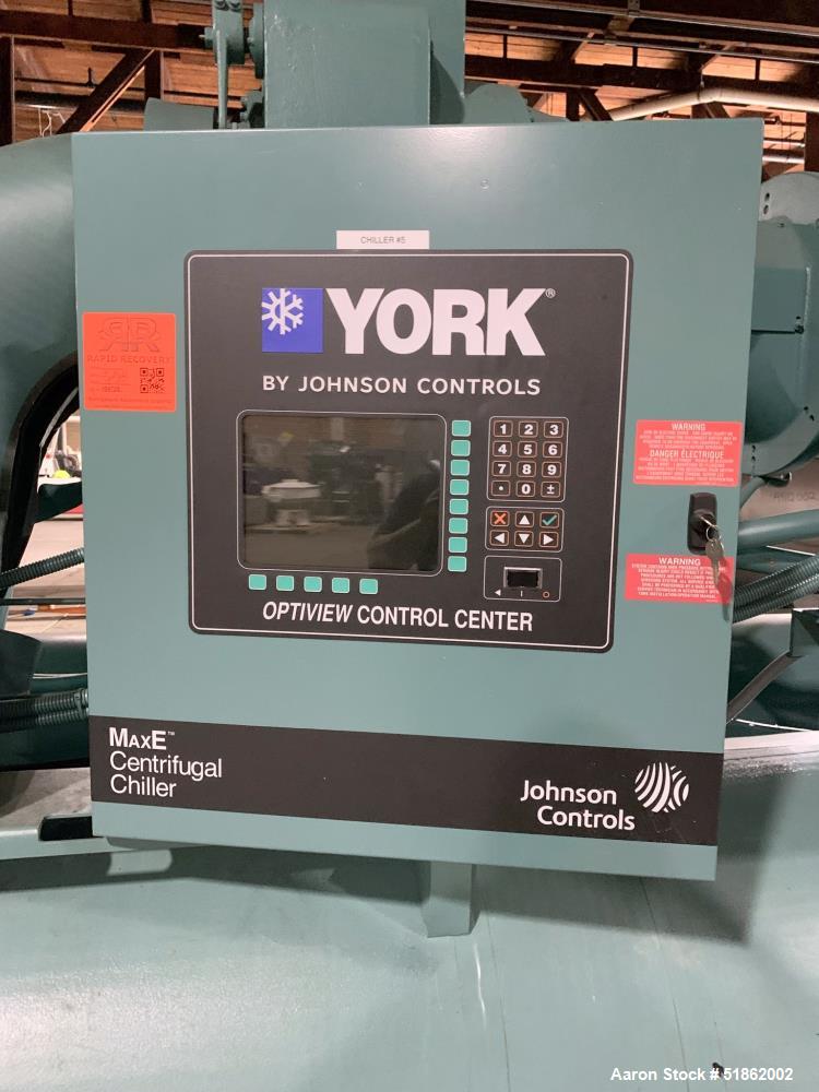 York MaxE 400 Ton Centrifugal Chiller