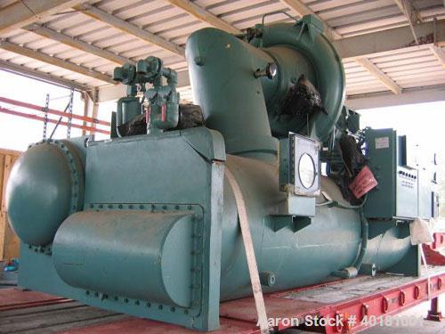 Unused-Unused: York 700 ton chiller, model YT-L6-F1-IM-E-S, size 3-Y-48, type MNT-2-BCB, R-11. 460 volt, 3 phase, 60 hz and 550 hp motor is 2300 volts.