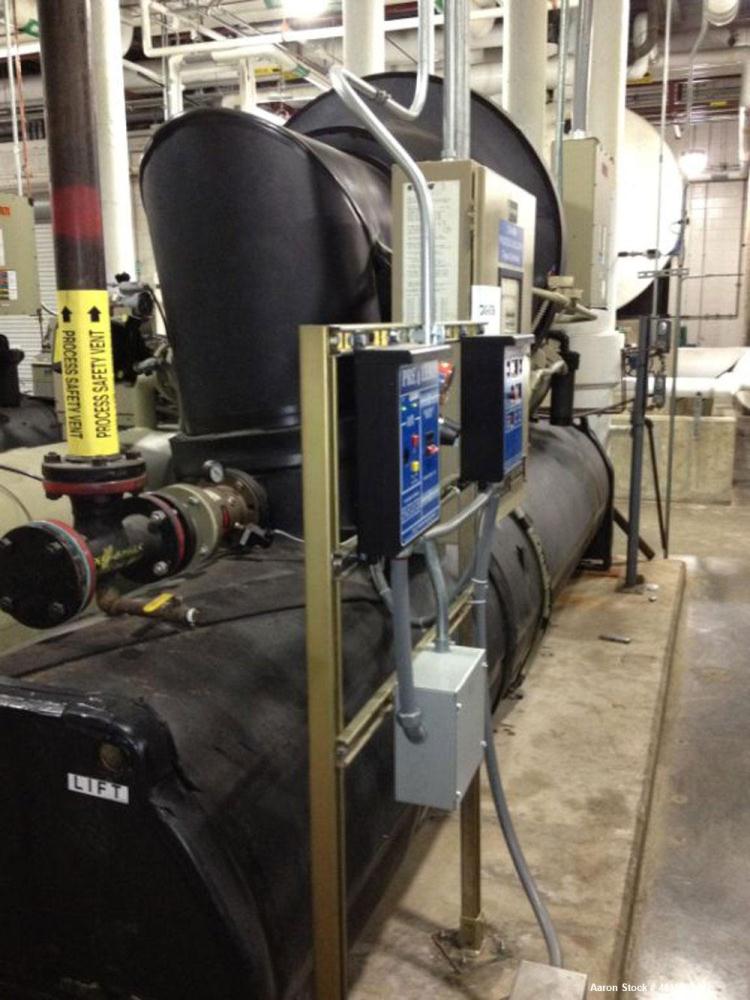 Used Trane CentraVac Chiller, Model CVHE 450. R123 Refrigerant. 206 KW, 3/60/4160 V. Serial # L00B00626.