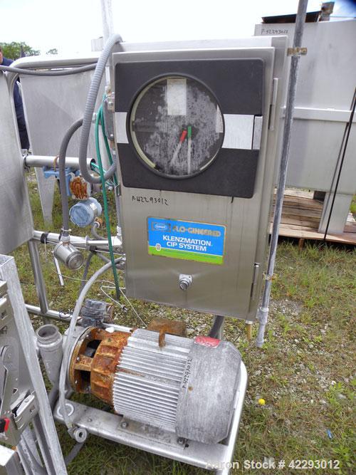 Used Klenzade Flo-Gineered Klenzmation CIP System consisting of: (1) Klenzade 3 compartment tank system, (2) approximate 70 gallon compartments, and (1) approximate 275 gallon compartment. (2) Klenza...