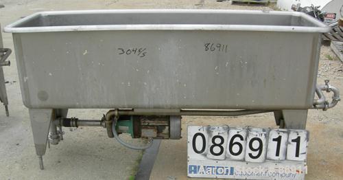 USED: Girton clean out of place washer, model PM6, 304 stainless steel. 170 gallon tank 24" wide x 76" long x 22" deep. (2) Distribution pipes, 2" end bottom outlet. Includes a Tri Clover centrifugal...