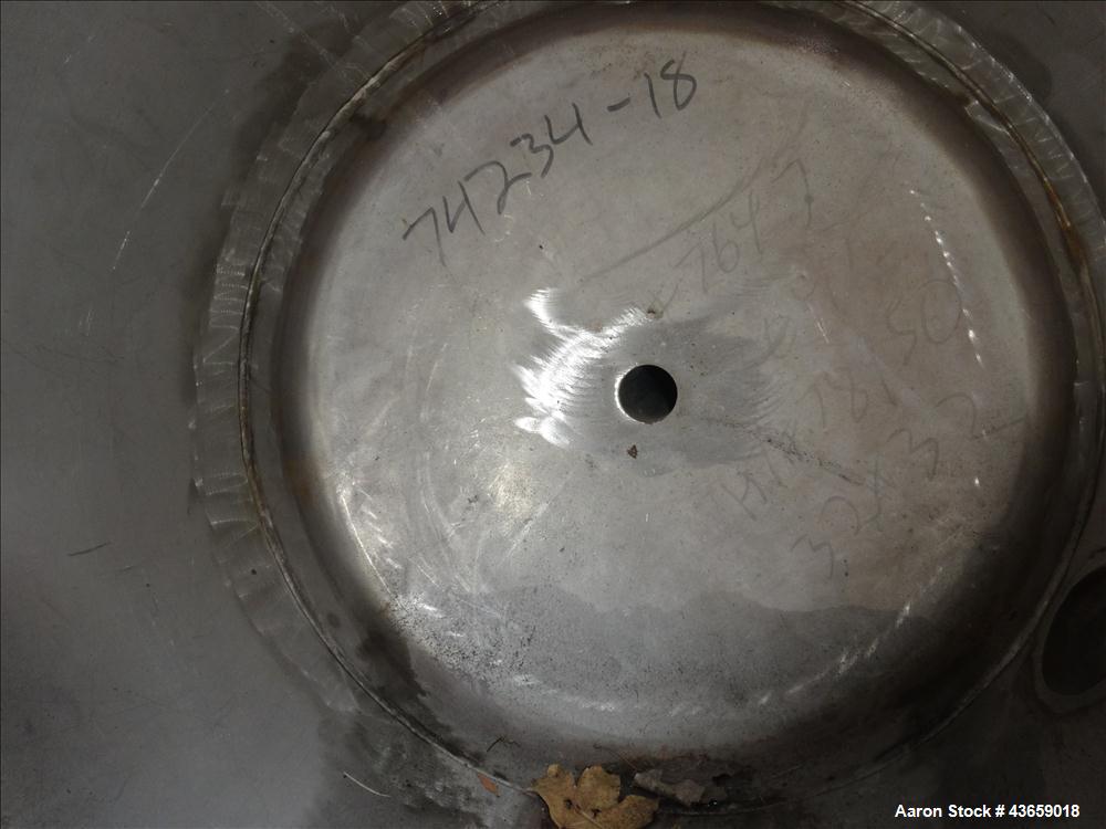 Used Stainless Steel Arrow Tank & Engineering Sieve Tray Column