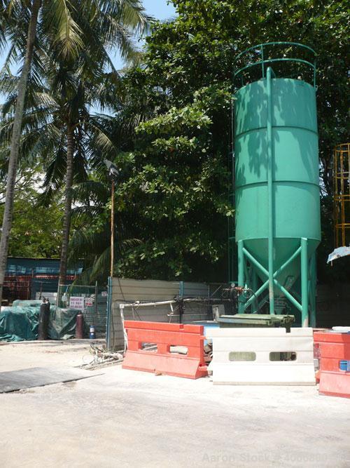 Used Cable tunnel equipment including the following: One lot of locomotive tracks and accessories; one lot of 6m pipes and fittings; segment molds; pumps - submersible pumps, grout pumps, welders and...