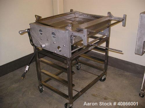 Used Complete Belshaw Century 200 Donut System, 153 dozen donuts per hour. Includes the following equipment:  Century fryer, model C200RH; Multi-Matic cutter with mobile lift carrier, model MDDRF4; C...