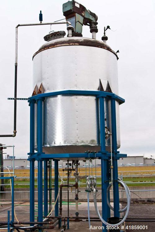 Used Biodiesel Plant, 6,000 gallons per week capacity, includes the following: (4) 9500 gallon poly vertical tanks; 2,000 gallon poly vertical tank; 400 gallon cone bottom tank with stand; 120 gallon...