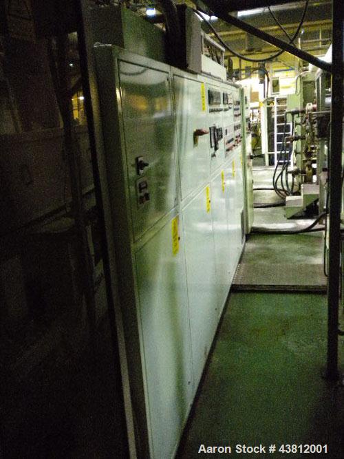 Used OMV E35-2 Extrusion Line.  Previously used for polypropylene cups.  Scheme 61-614.  Comprised of (1) single screw extruder, (1) mold with 18 cavities, (1) thermoformer, motor 335 hp (250 kW), 50...