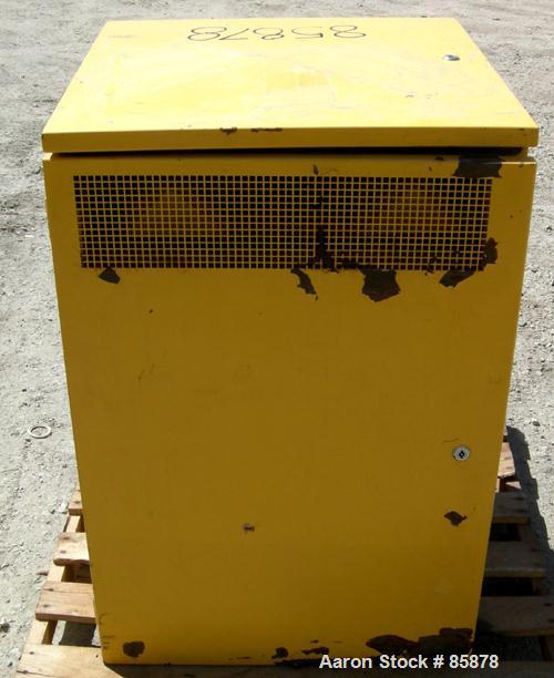 USED: Kaeser Airbox reciprocating compressor, model AB1000. Approximate 35.3 cfm at 200 psi. (2) Cylinders. Driven by a 7.5 hp, 230/460 volt motor. Includes cabinet and control panel. 4851 hours on m...