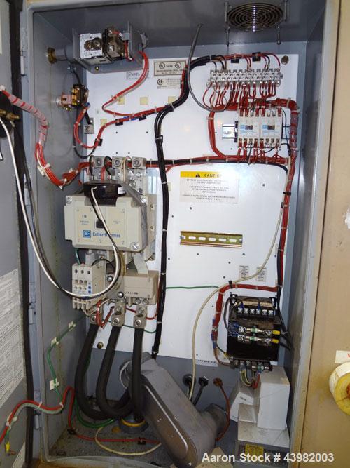 Used Curtis RS Series Rotary Screw Compressor, Model R/S-150D-A/E-E75G. Air cooled, rated 706 cfm at 125 psi. Driven by a 150 hp, 3/60/460 volt, 1780 rpm motor.  Includes a control panel and sound en...