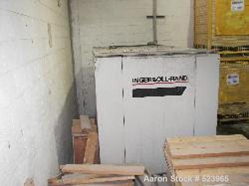 USED: Ingersoll-Rand SSR-EP200 rotary screw compressor. Size 200 hp. Capacity 892 cfm, single stage unit. Rated operating pressure 125 psi. Max discharge pressure 128 psi. Max modulate pressure 135 p...