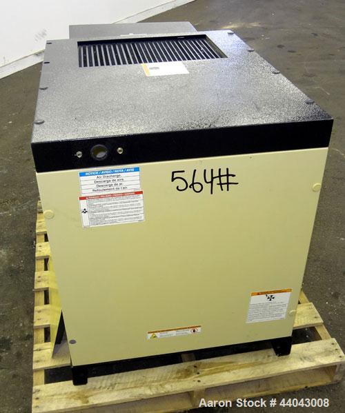 Used Ingersoll-Rand Unigy Rotary Screw Air Compressor, Model UNI-15-150-H. Capacity 53 CFM, rated operating pressure 125psi. Driven by a 12.5kw (15hp), 400 volt motor. Includes a sound enclosure. Bui...