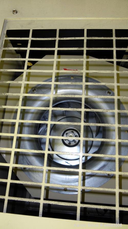 Used Ingersoll-Rand Unigy Rotary Screw Air Compressor, Model UNI-15-150-H. Capacity 53 CFM, rated operating pressure 125psi. Driven by a 12.5kw (15hp), 400 volt motor. Includes a sound enclosure. Bui...