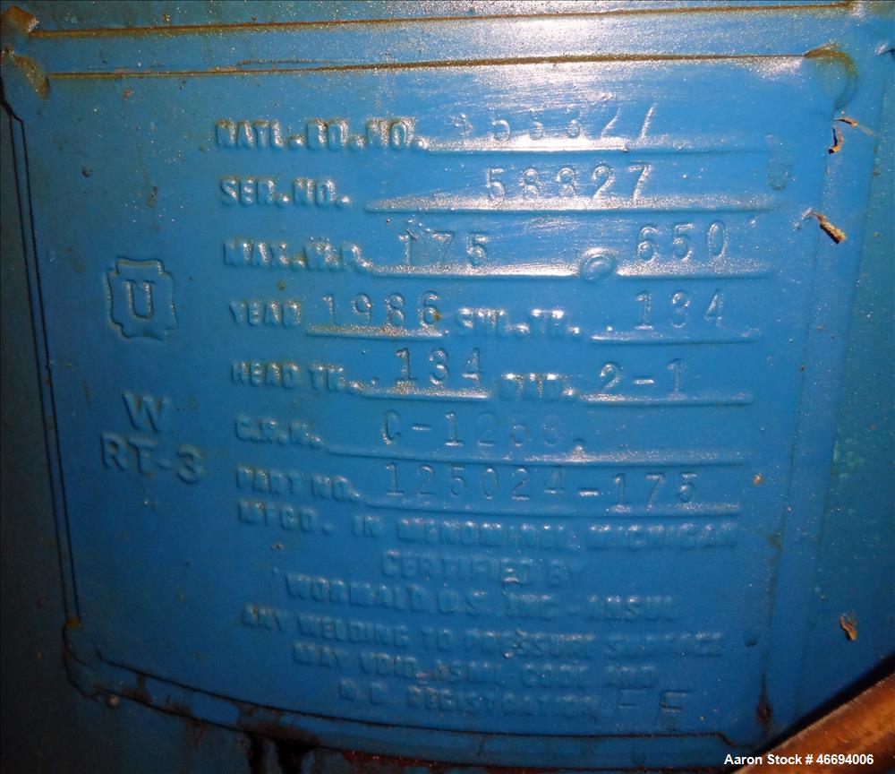 Used Quincy Helical Screw Air Compressor, Model Q235WNW1, Water Cooled. Capacity 234 CFM at 125 psi. Driven by a 50hp, 3/60/230/460 volt, 1760 rpm motor. Includes an air/oil reservoir tank, after coo...