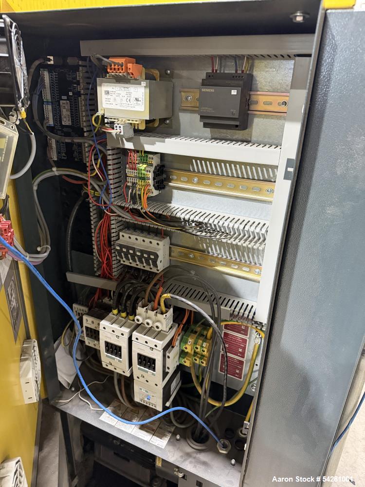 Used Kaeser ASD 25 Rotary Screw Air Compressor | 25 HP | 112 CFM @ 125 PSIG | Si