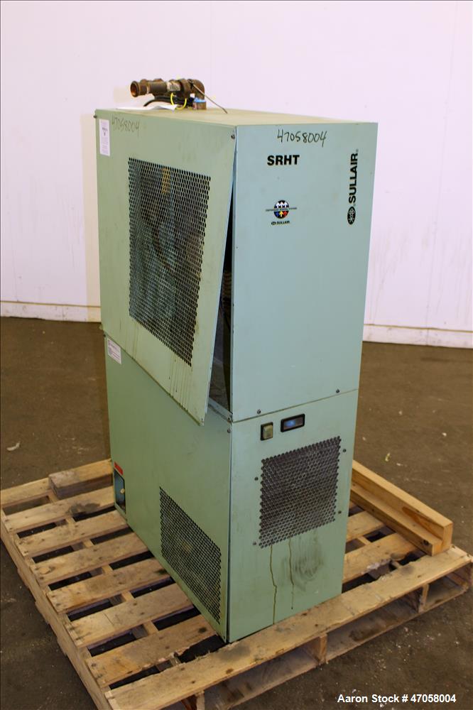 Used Sullair Refrigerated Air Dryer, Model SRHT-50. Rated 40 cfm at 125 psi. Approximate 8.4oz charge of R134A. Serial# 02250143-293, built 2006.