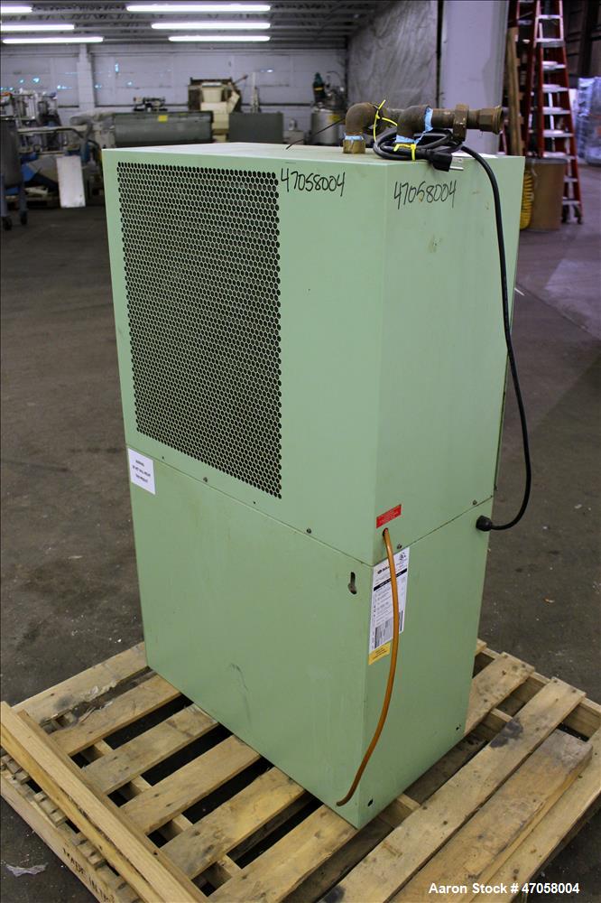Used Sullair Refrigerated Air Dryer, Model SRHT-50. Rated 40 cfm at 125 psi. Approximate 8.4oz charge of R134A. Serial# 02250143-293, built 2006.
